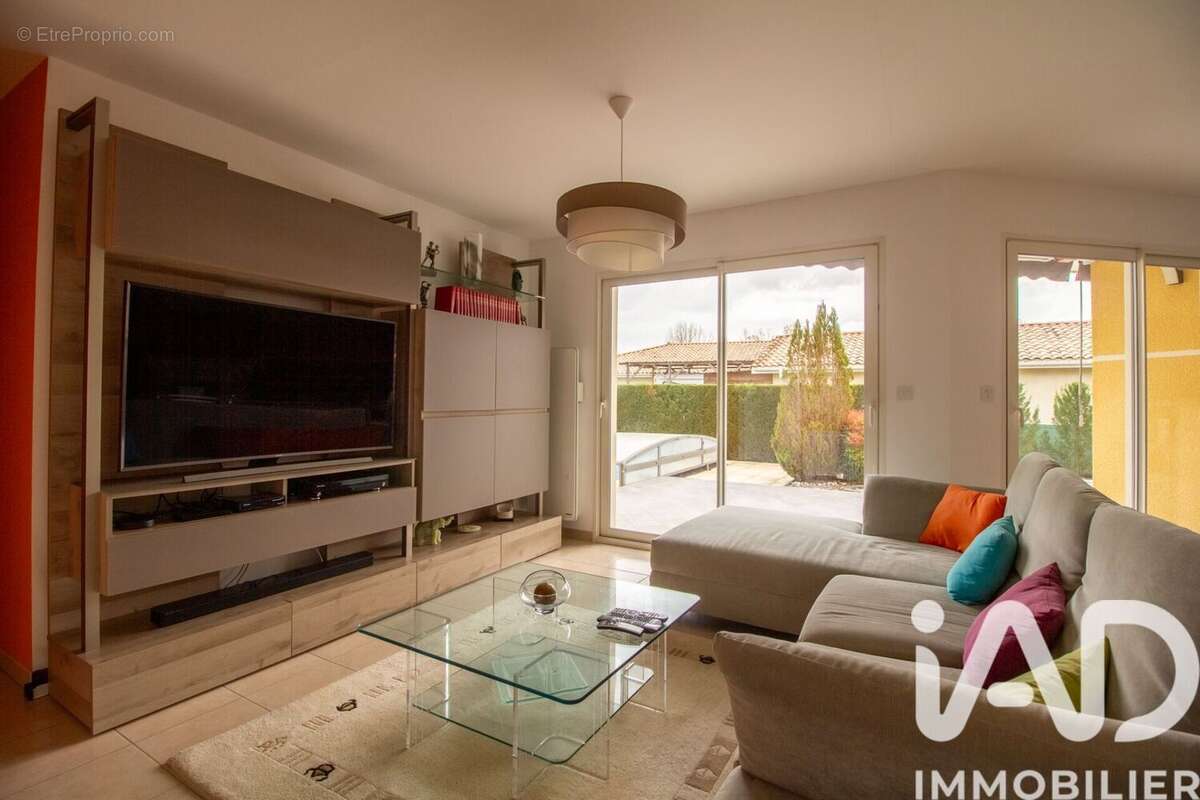 Maison 114 m² à Saint-Paul-En-Born  - photo 3