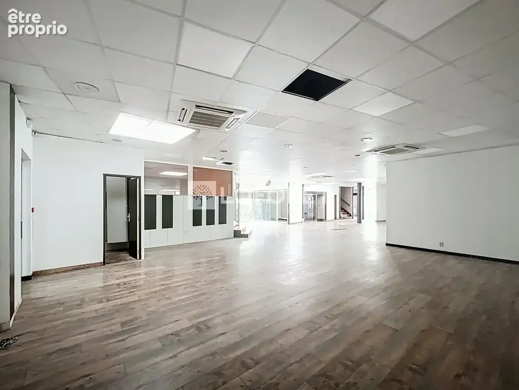 Bureaux Flers 450 m² - photo 3
