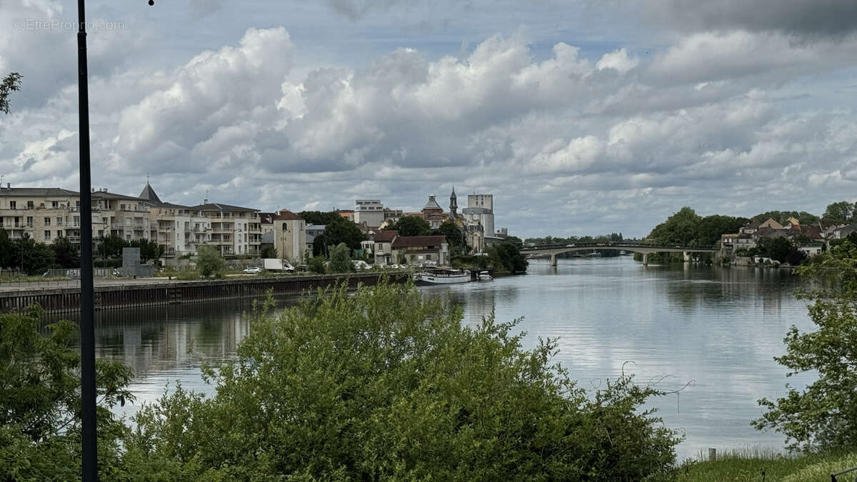 Maison à SAINT-PIERRE-DU-PERRAY