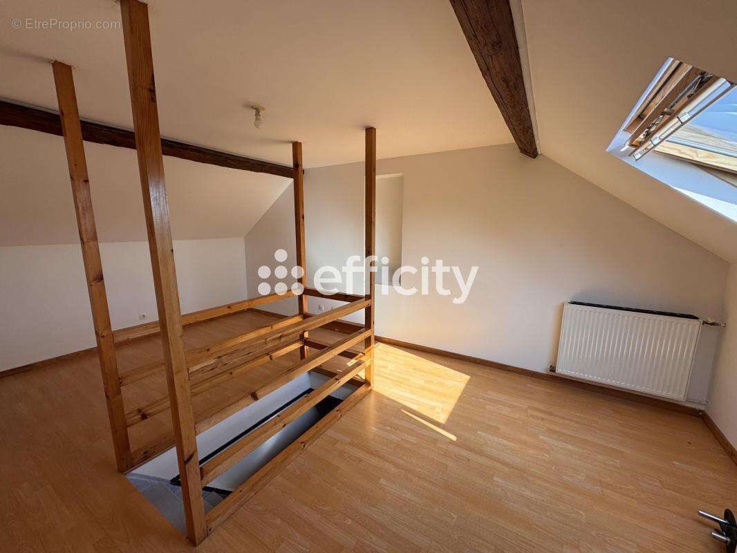 Maison 108 m² à Bruay-Sur-L'escaut  - photo 8