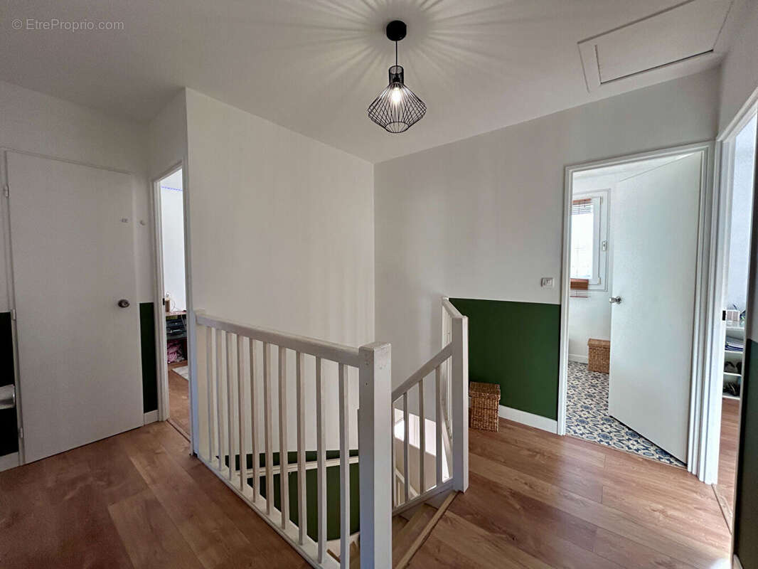 Maison à GUILHERAND-GRANGES