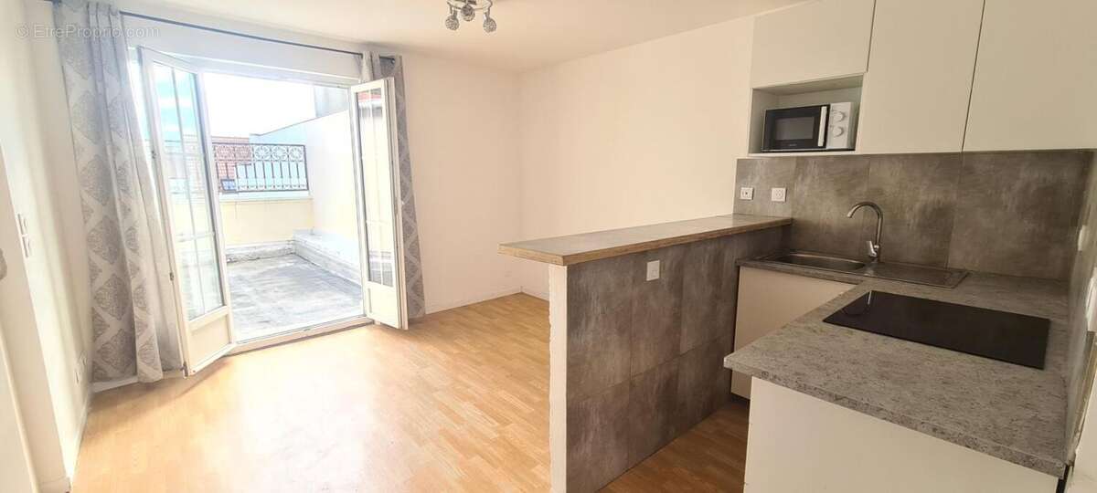 Immeuble de rapport rénové   6 appartements   215 m2   Fort - photo 21