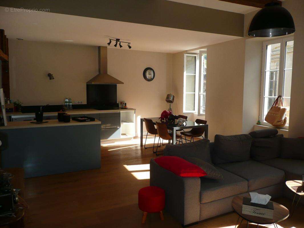 Appartement à VILLEFRANCHE-DE-ROUERGUE