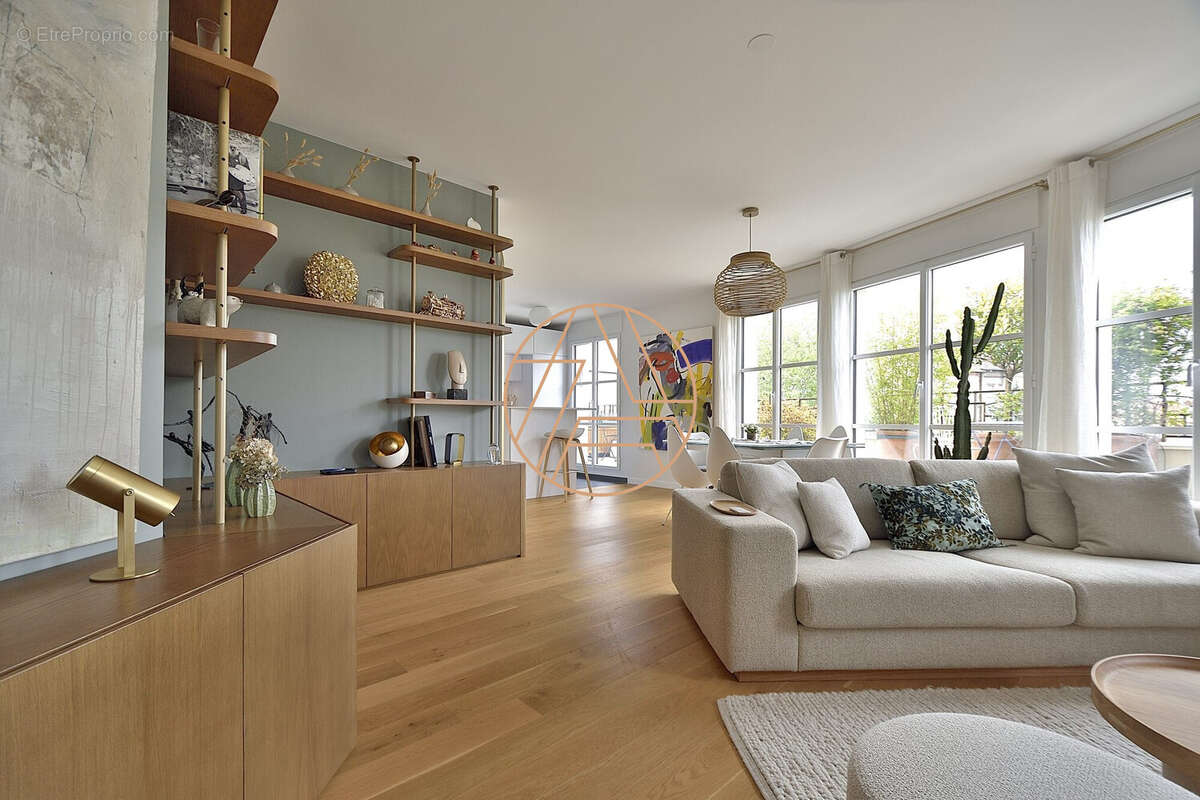 Appartement à SAINT-MAUR-DES-FOSSES