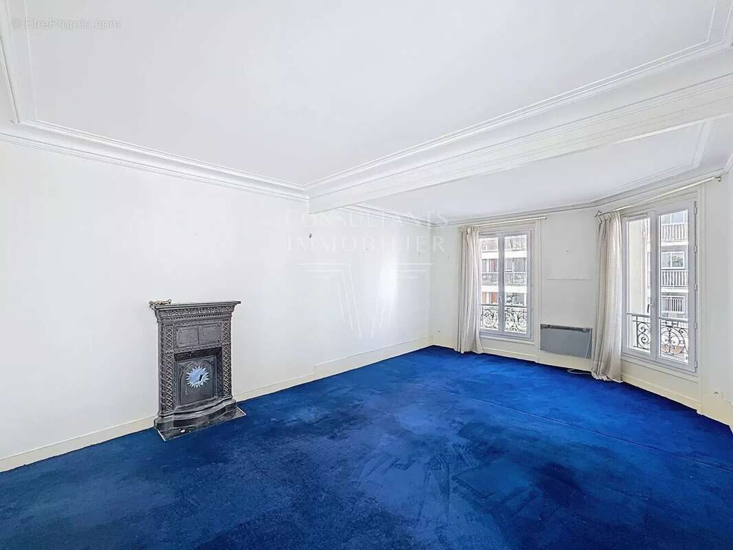 Appartement à LEVALLOIS-PERRET