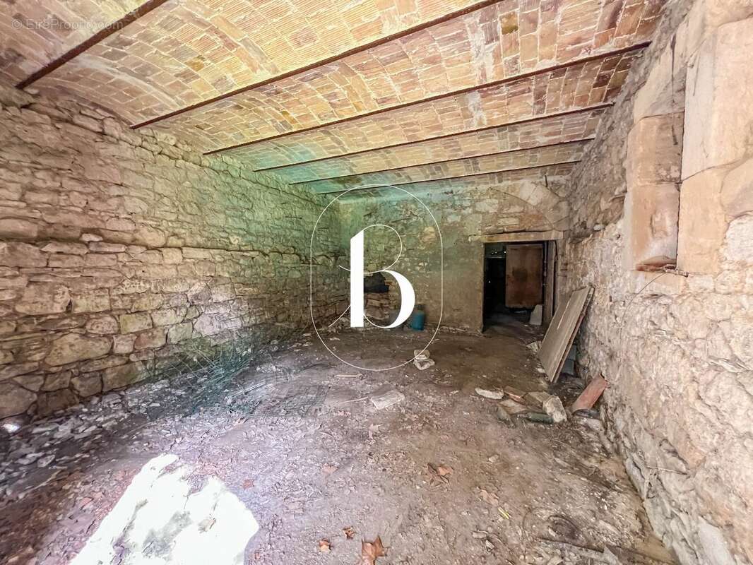 Maison à BARJAC