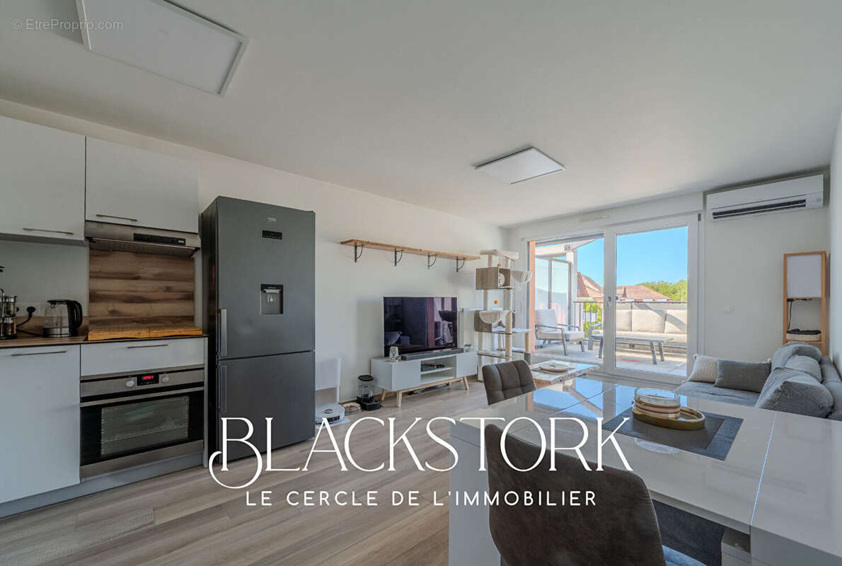 Appartement 3 pièces 74 m2 - attique avec ascenseur - photo 3