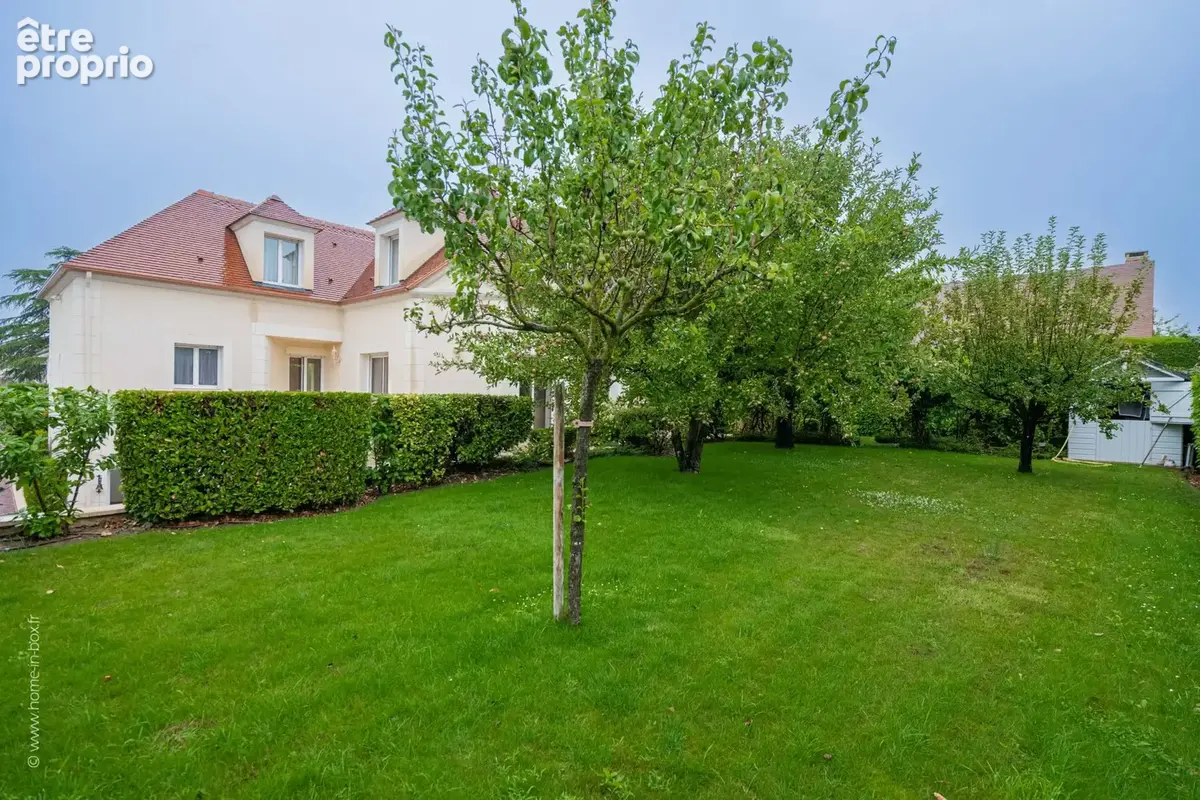 Maison 7 pièces   250 m2   jardin 1 140 m2   sous-sol total - photo 2