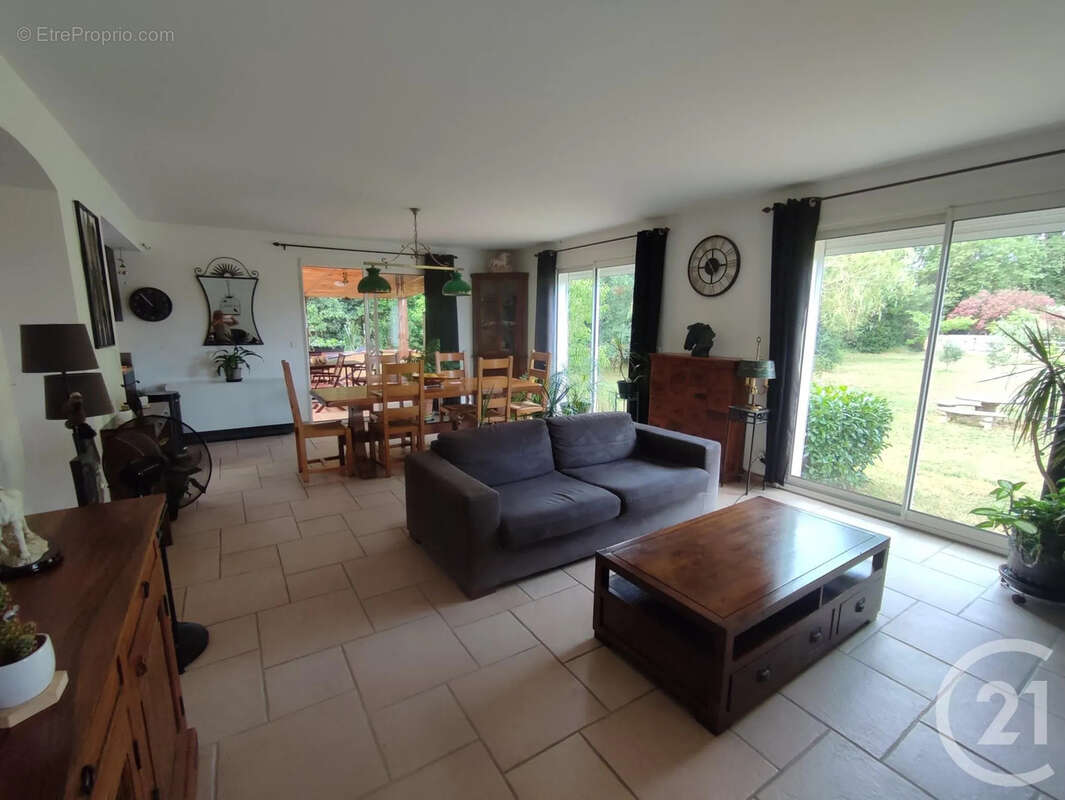 Maison à ELNE