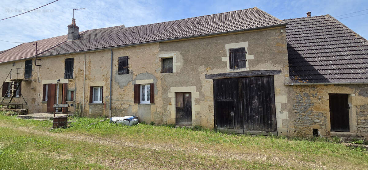 Maison à MARCY