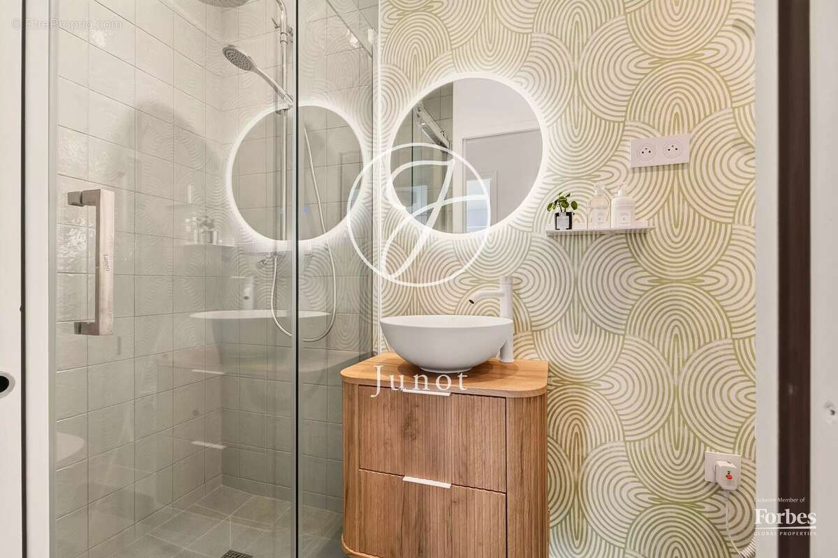 Appartement à GARCHES