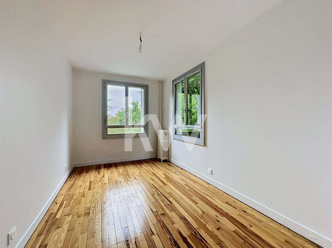 Appartement 65 m² à Rueil-Malmaison  - photo 6