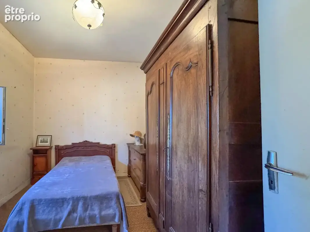 Ancienne propriété viticole avec dépendances, alambic et piscine - photo 15