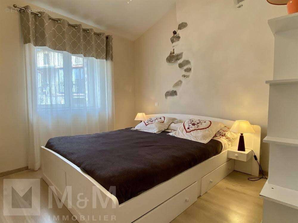 Maison à LUC-SUR-AUDE