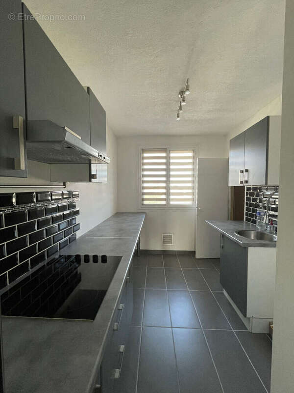 Appartement à SAINT-JEAN-DE-BRAYE