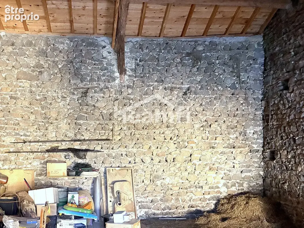 Maison 4 pièces 82 m² à vendre à Sayat (63530) - photo 7