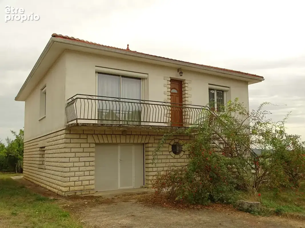Maison à DOUZILLAC