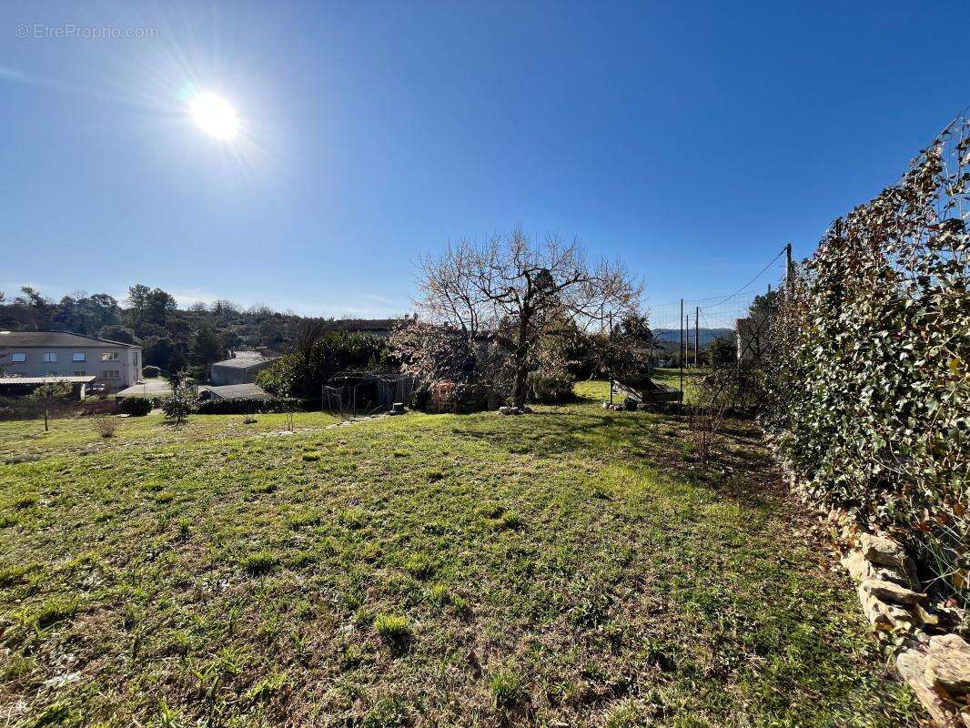 Maison à SAINT-PAUL-LE-JEUNE