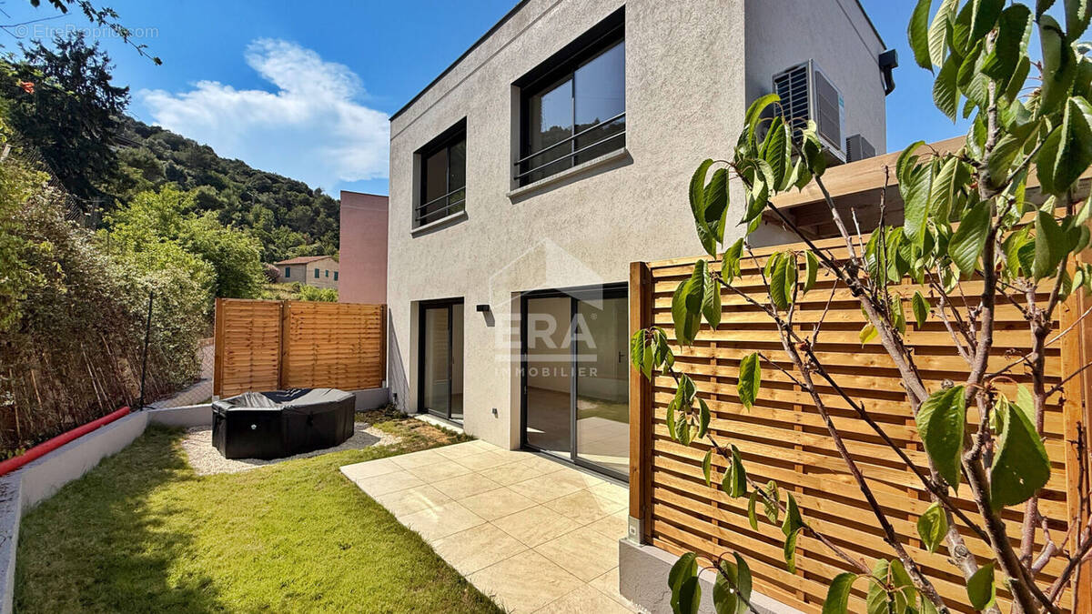 Maison à LA TURBIE