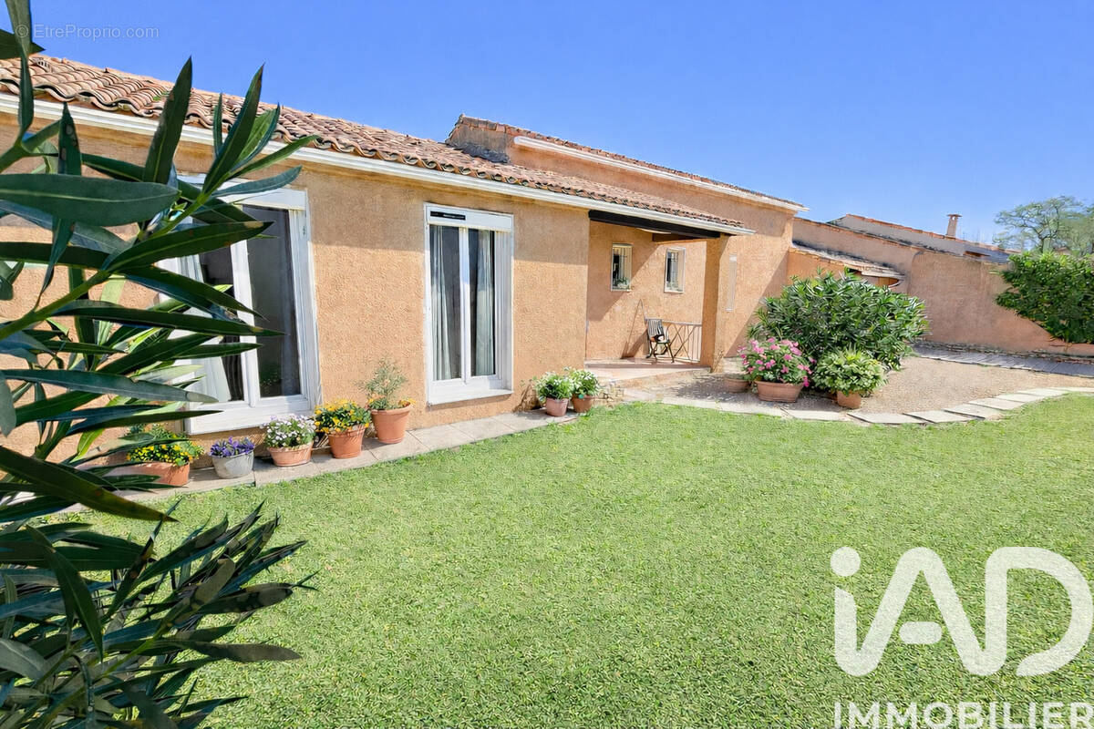 Photo 1 - Maison à LE PONTET