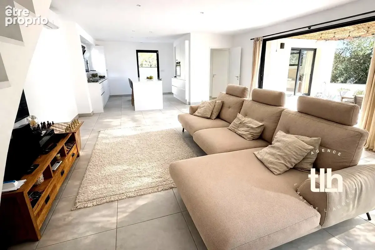Maison 5 pièces 133 m² à vendre à Saint-Genies-Des-Mourgues (34160) - photo 6