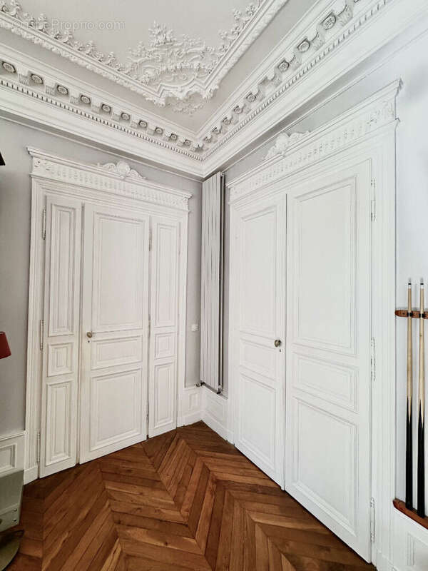 Dijon prefecture : appartement 5 pieces + parking - photo 5