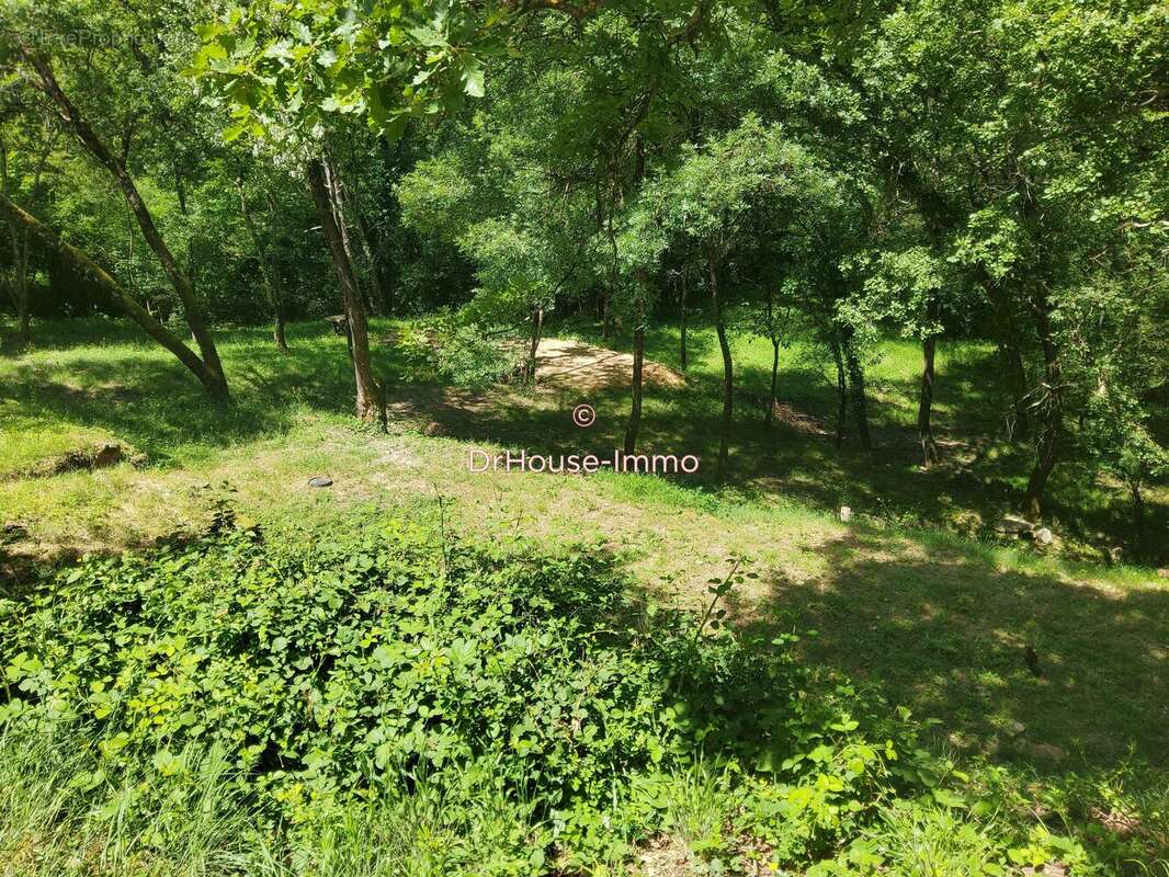 Maison à MOLIERES-SUR-CEZE