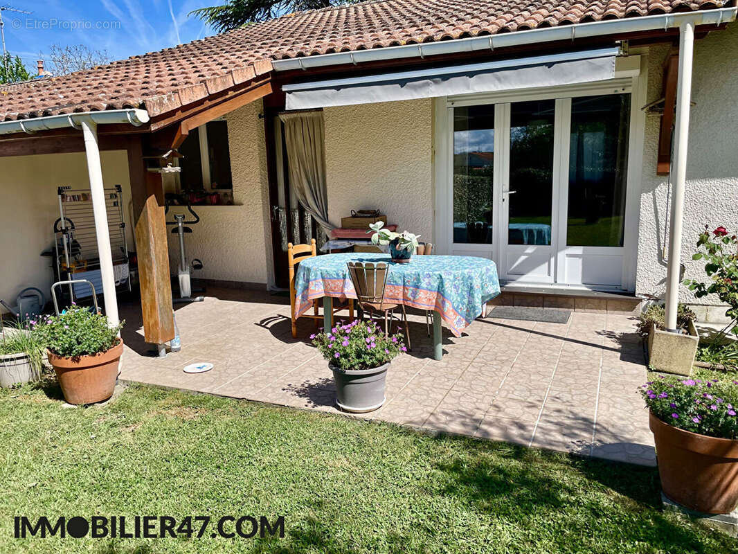 Maison à SAINTE-LIVRADE-SUR-LOT