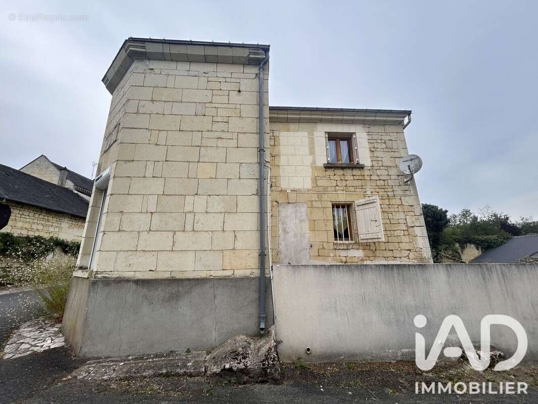 Maison 94 m² à Doue-La-Fontaine  - photo 3