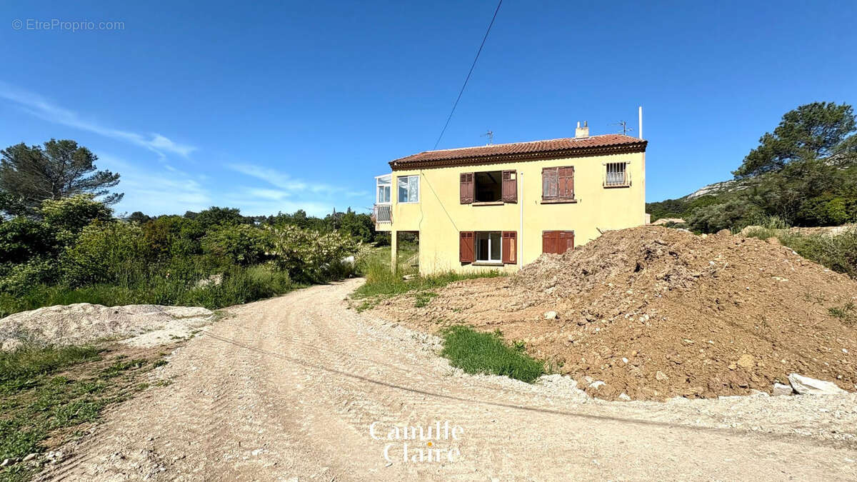 Maison à LA BOUILLADISSE