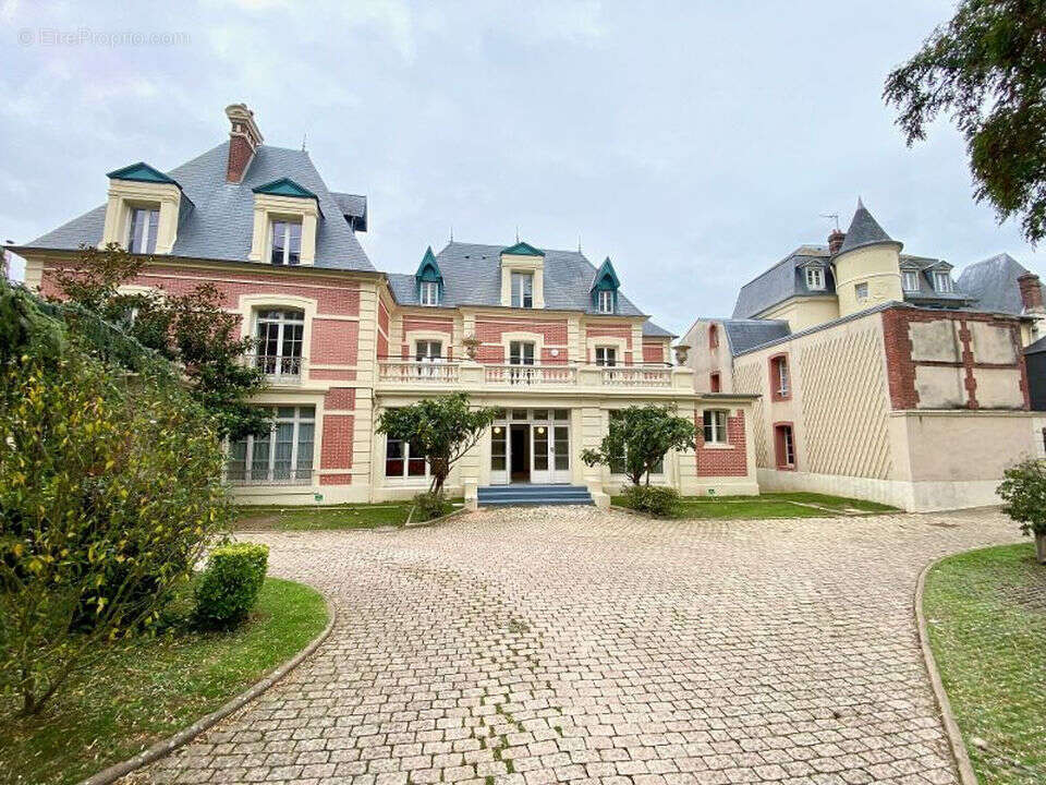 Appartement à TROUVILLE-SUR-MER