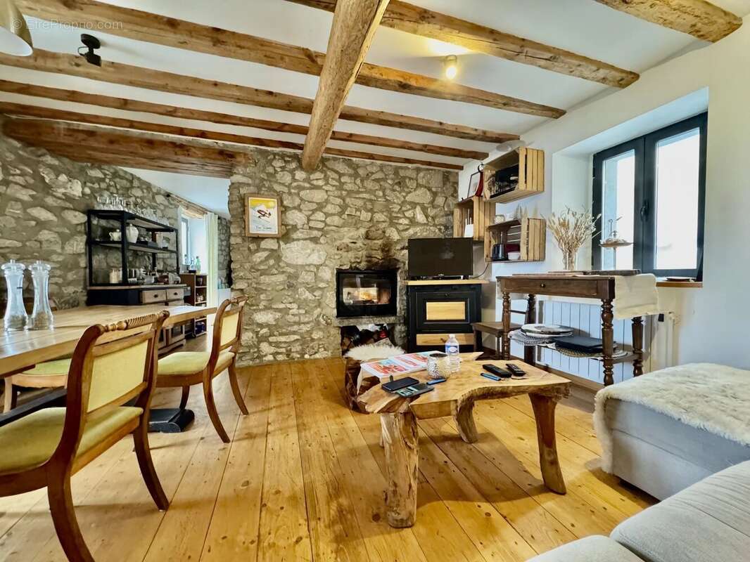 Maison à FONT-ROMEU-ODEILLO-VIA