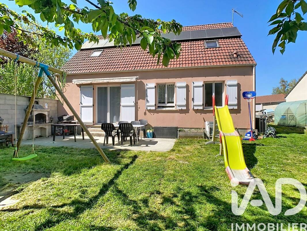 Photo 1 - Maison à FERE-CHAMPENOISE