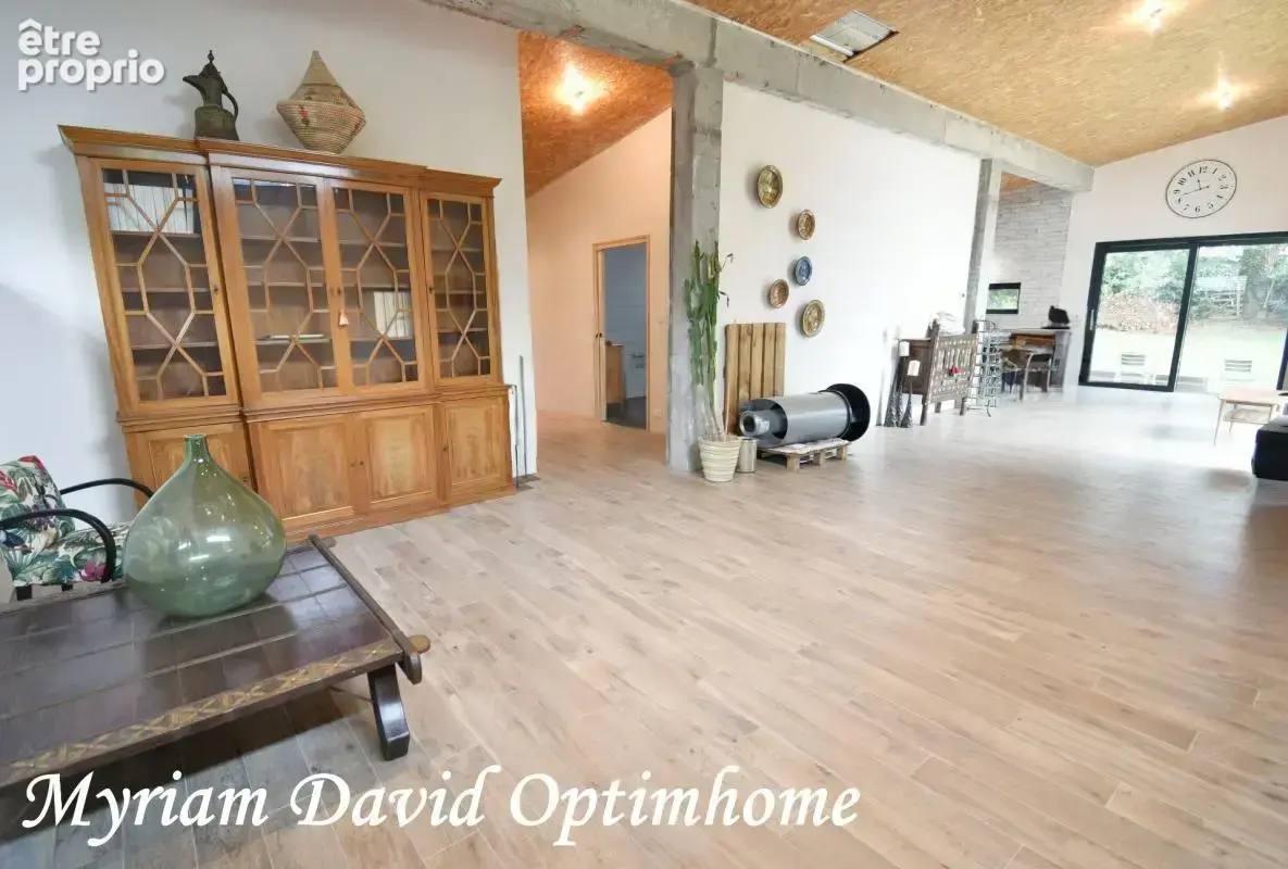 Langoëlan – maison contemporaine de plain-pied de 2019 – dpe a – terrain arboré - photo 7