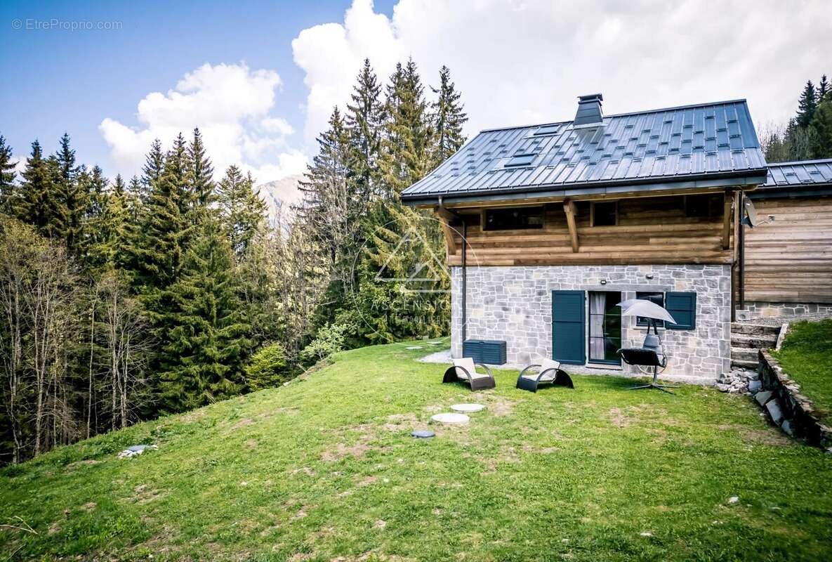 Maison à ESSERT-ROMAND