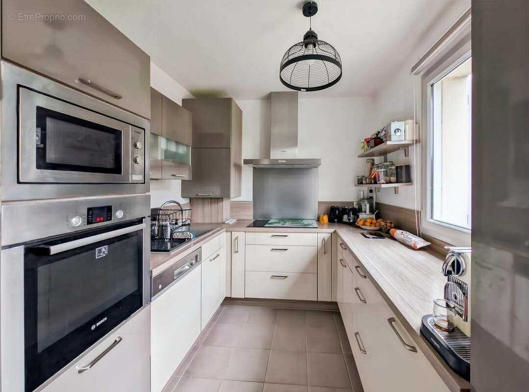 Maison à VERNEUIL-SUR-SEINE