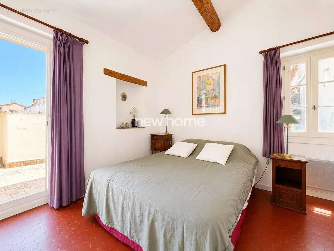 Authentique maison de village avec maison d'amis, patio et terrasse au cœur de La Garde-Freinet - photo 10