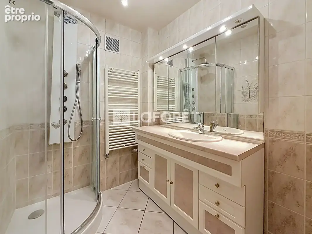 Appartement à vendre Décines Charpieu 4 pièce(s) 74 m2 - photo 11