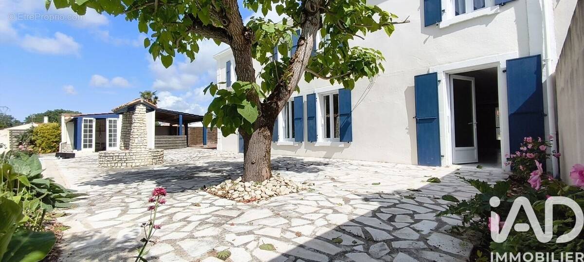Photo 1 - Maison à SAINTE-SOULLE