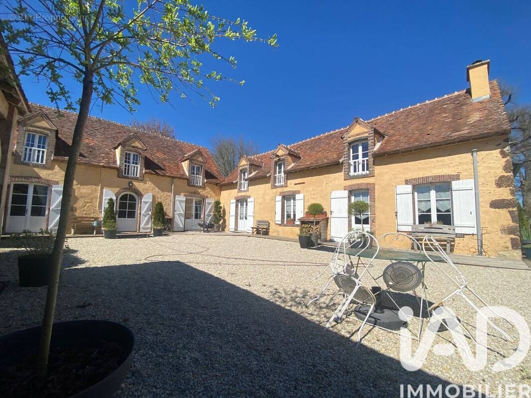Photo 1 - Maison à SENONCHES