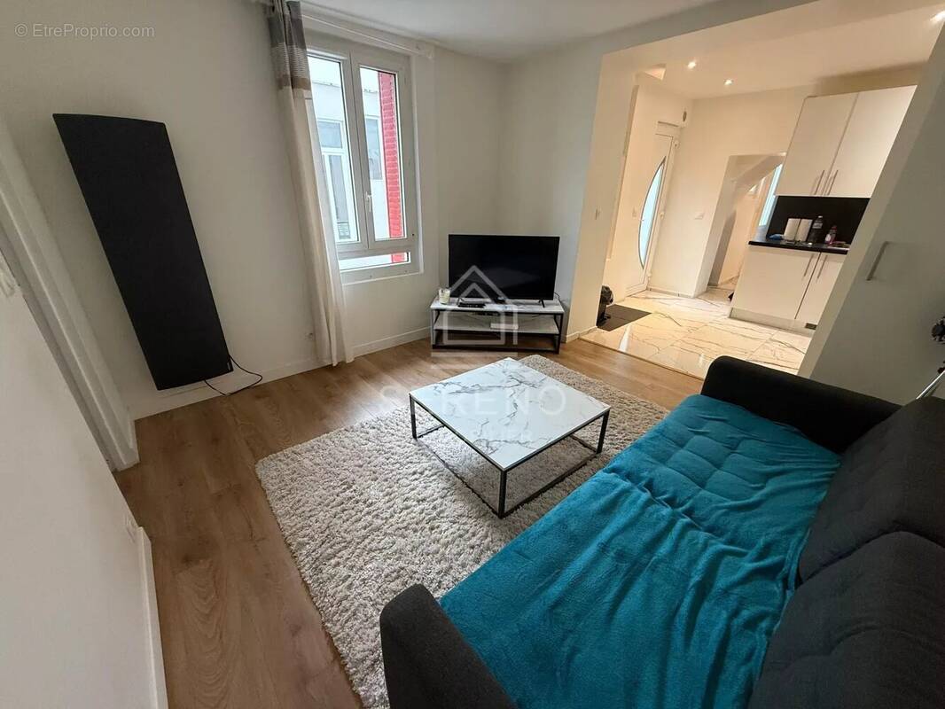 Appartement à FONTENAY-SOUS-BOIS