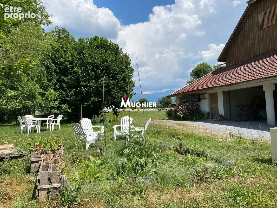 Maison 131 m² à Taninges  - photo 2