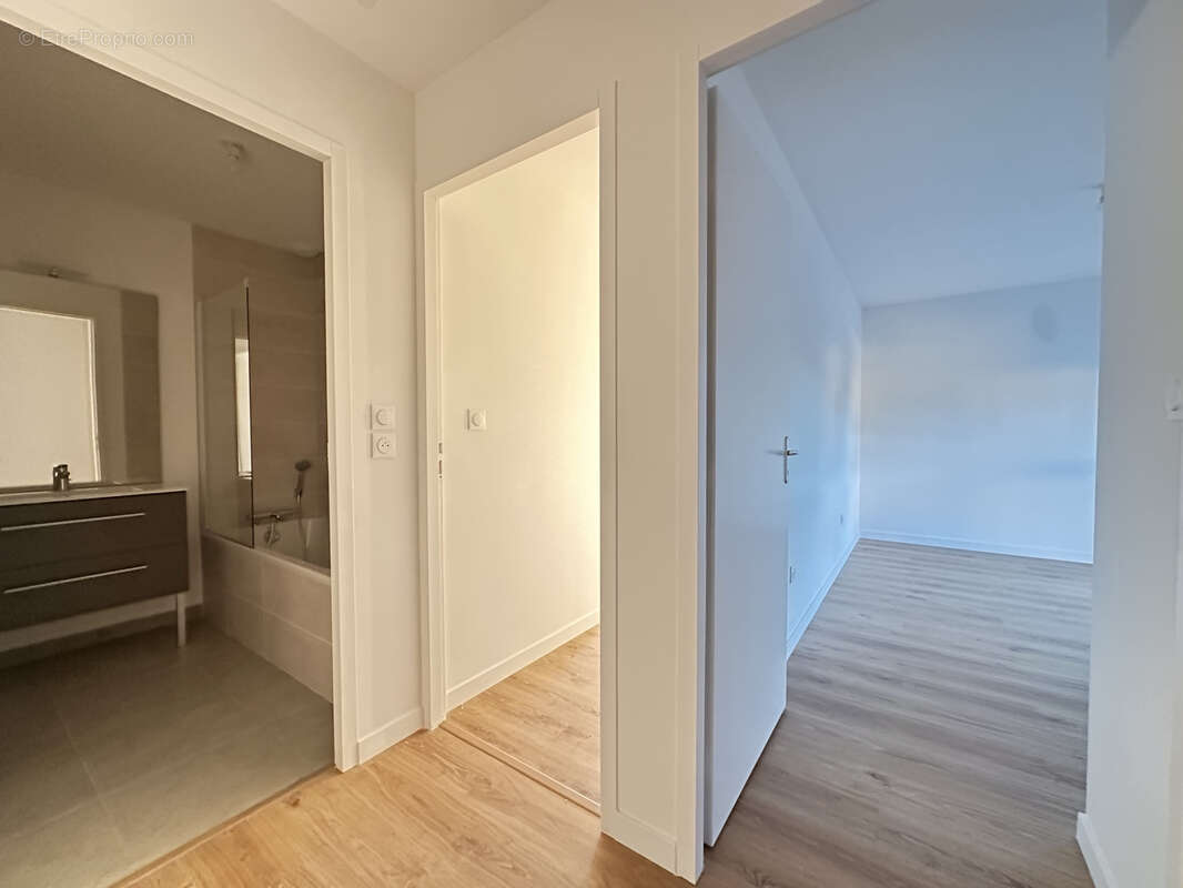 Saint Orens - Duplex T4 90 m2 avec jardin - photo 13