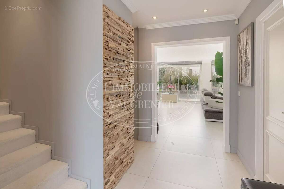 Maison à VILLENEUVE-LOUBET