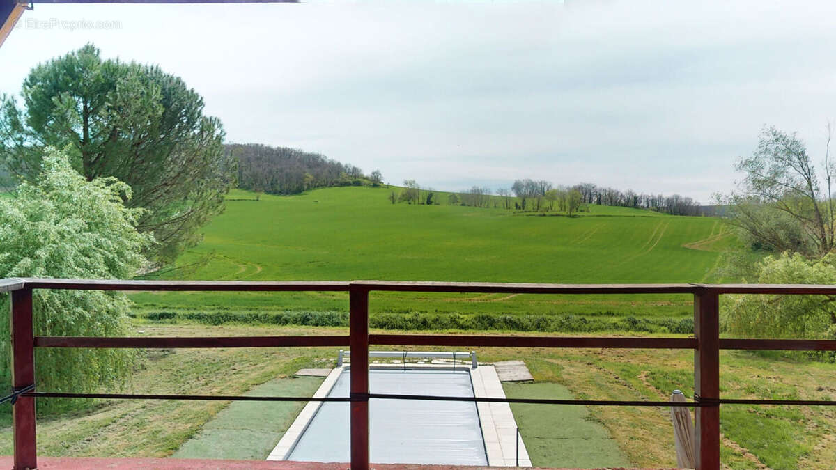 photo6ad4311958258f7c36e5db71cd8d0bf6 - Maison à FLEURANCE