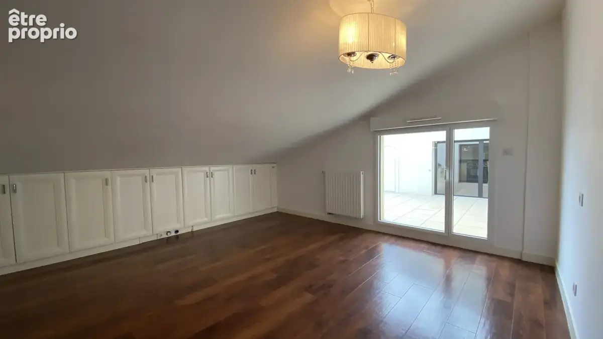 Exceptionnel attique de type 4 pièces de 103 m2 soit 140 m2 hors loi carrez avec 60 m2 de terrasses - photo 11