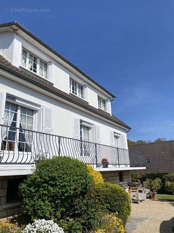 Maison à TRIEL-SUR-SEINE