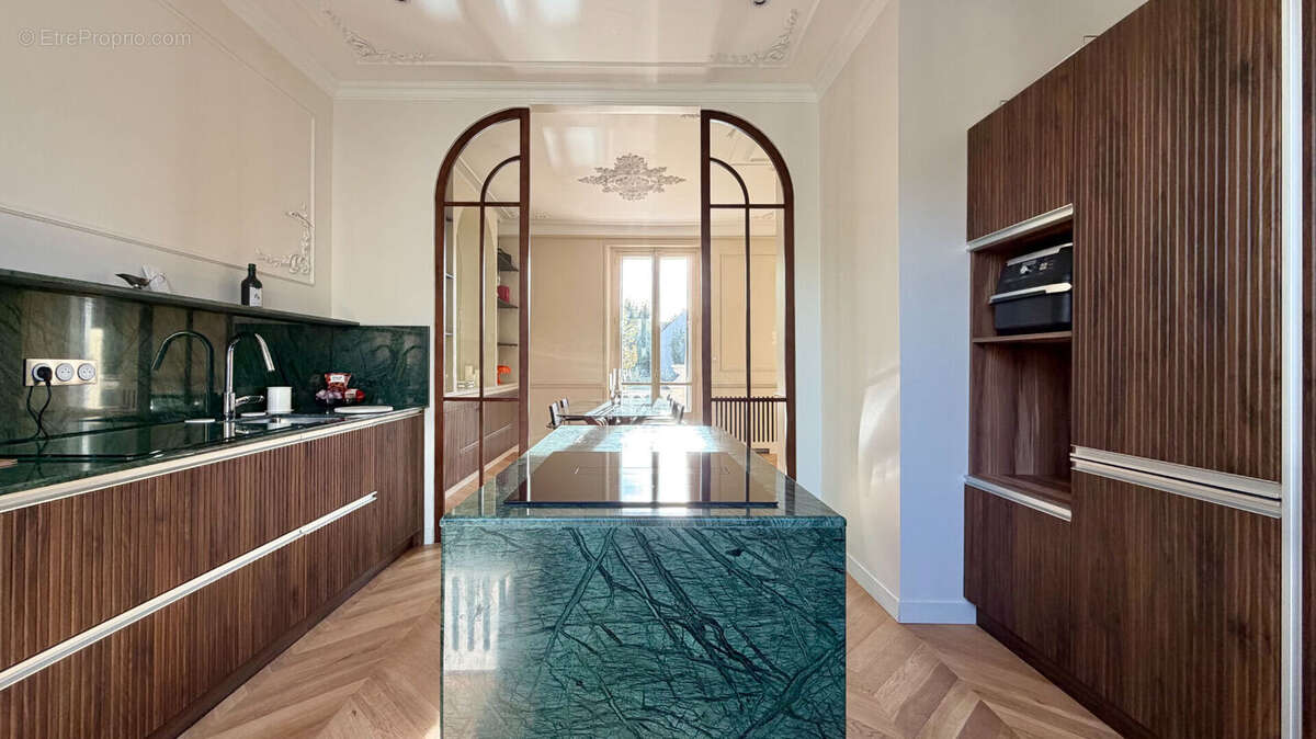 Maison à CORBEIL-ESSONNES