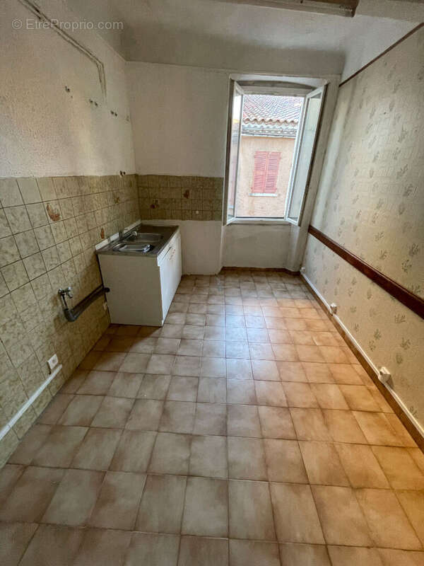 Appartement à CUERS