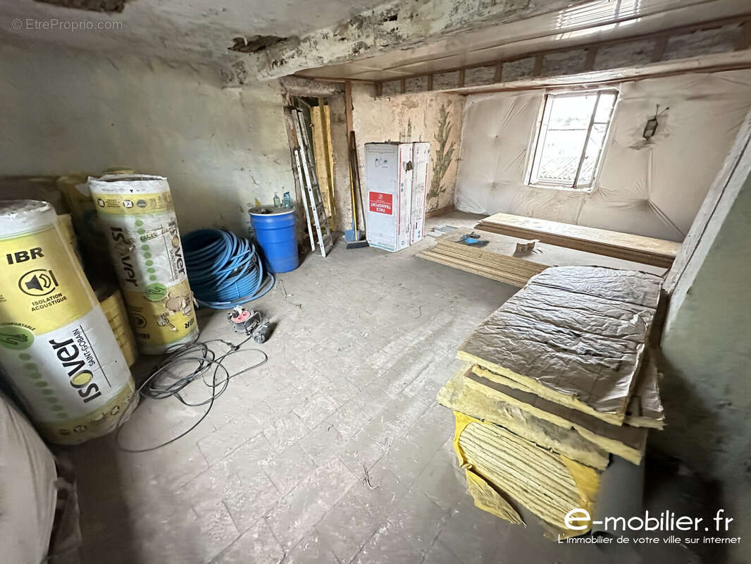 Appartement à CHARLIEU